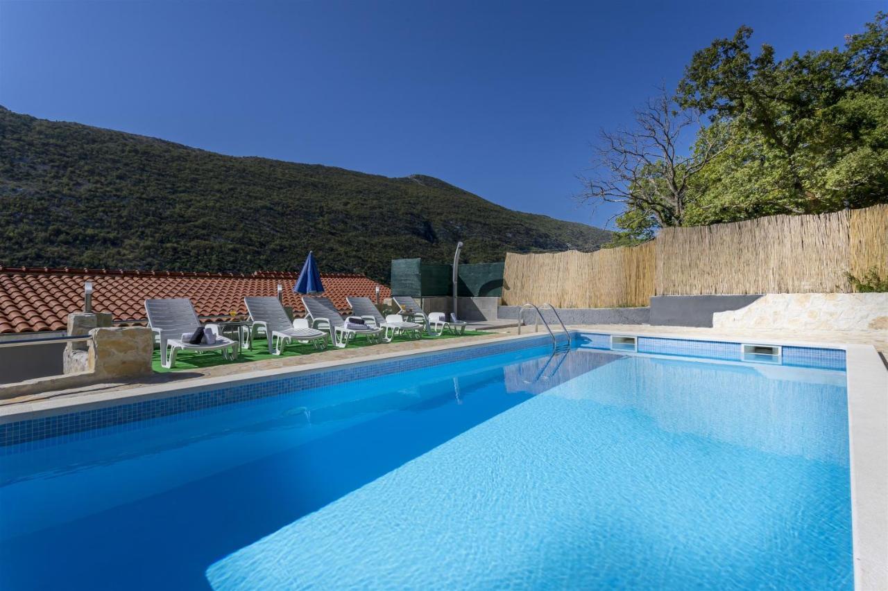 Holiday Home Dijamant Kučiće Exteriér fotografie